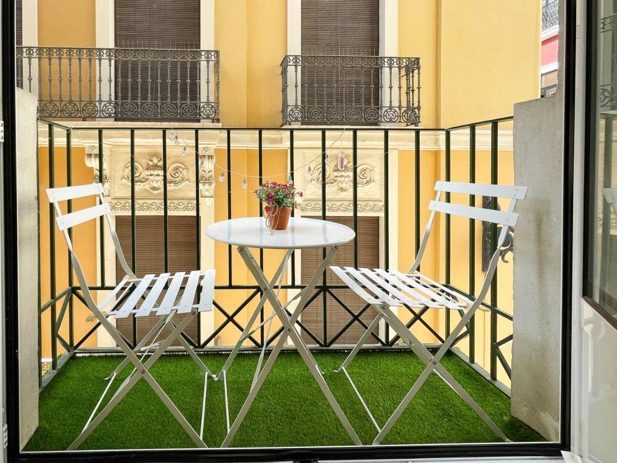 Apartamento Con Mucho Encanto En Pleno Centro Alicante Eksteriør bilde